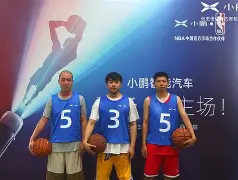 SHR轻取BDS,CoreJJ三分雨点燃全场 SHR轻取BDS,CoreJJ三分雨点燃全场