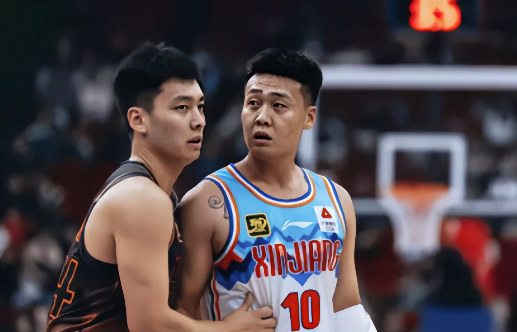 山东队完胜尼克斯，高诗岩点燃赛场