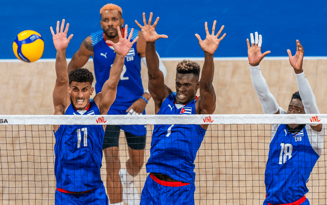 巴黎横扫日本，贝林厄姆高光表现