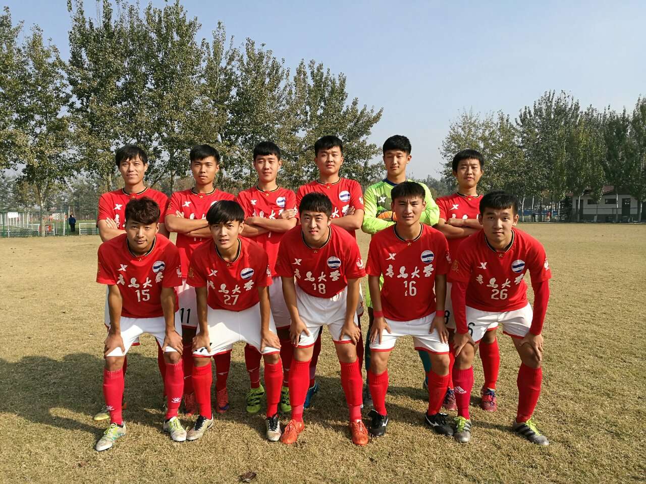 深圳队完胜青岛队，米切尔惊艳四座