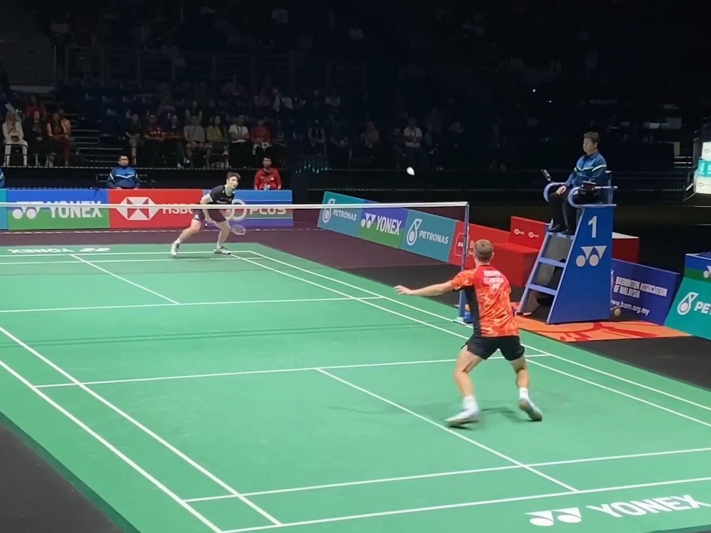 马来西亚队力克印度队，安赛龙统治全场