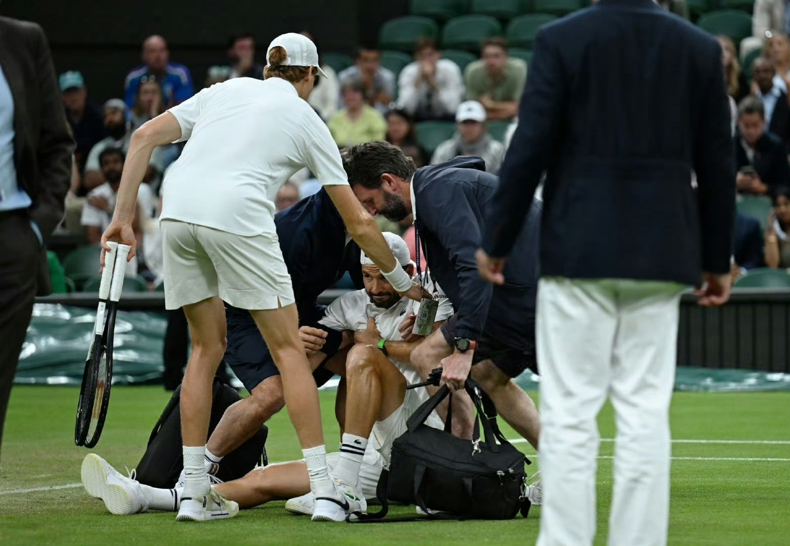 拉沃尔杯鏖战温网,纳达尔关键制胜 拉沃尔杯鏖战温网,纳达尔关键制胜