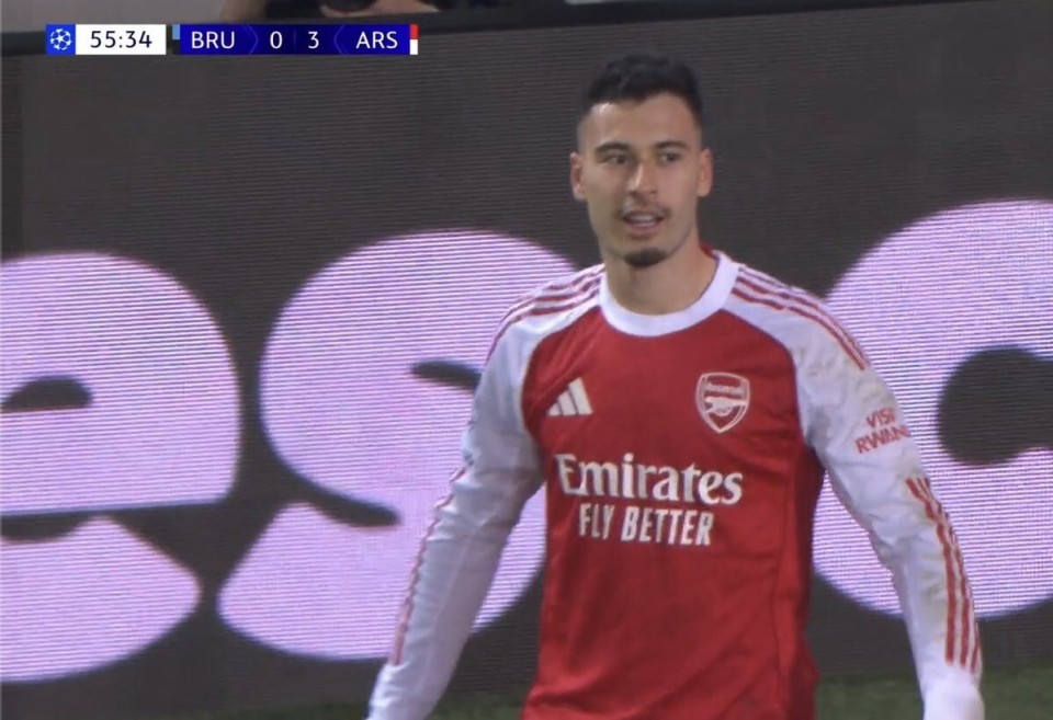 阿根廷翻盘里昂，马丁内利统治全场