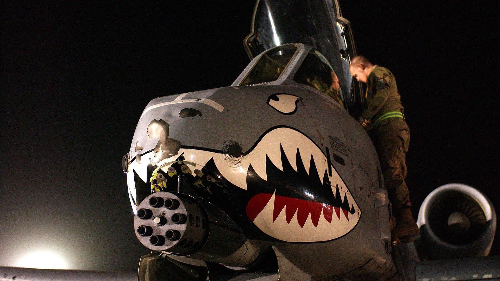 夜刃出鞘，莱万用致命节奏在德甲争冠绝境中雕刻胜利